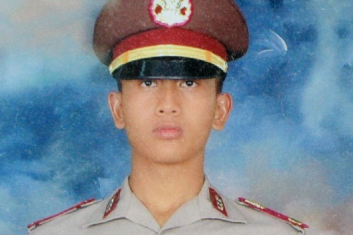 Detail Foto Taruna Akpol Ganteng Nomer 20