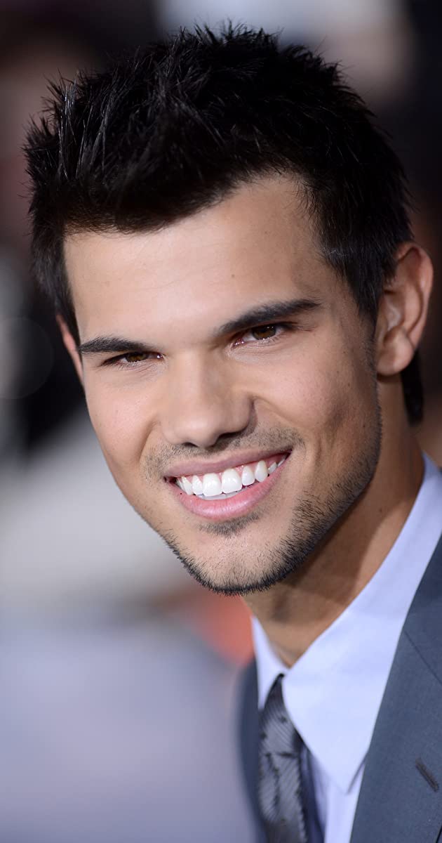 Detail Foto Taylor Lautner Nomer 3