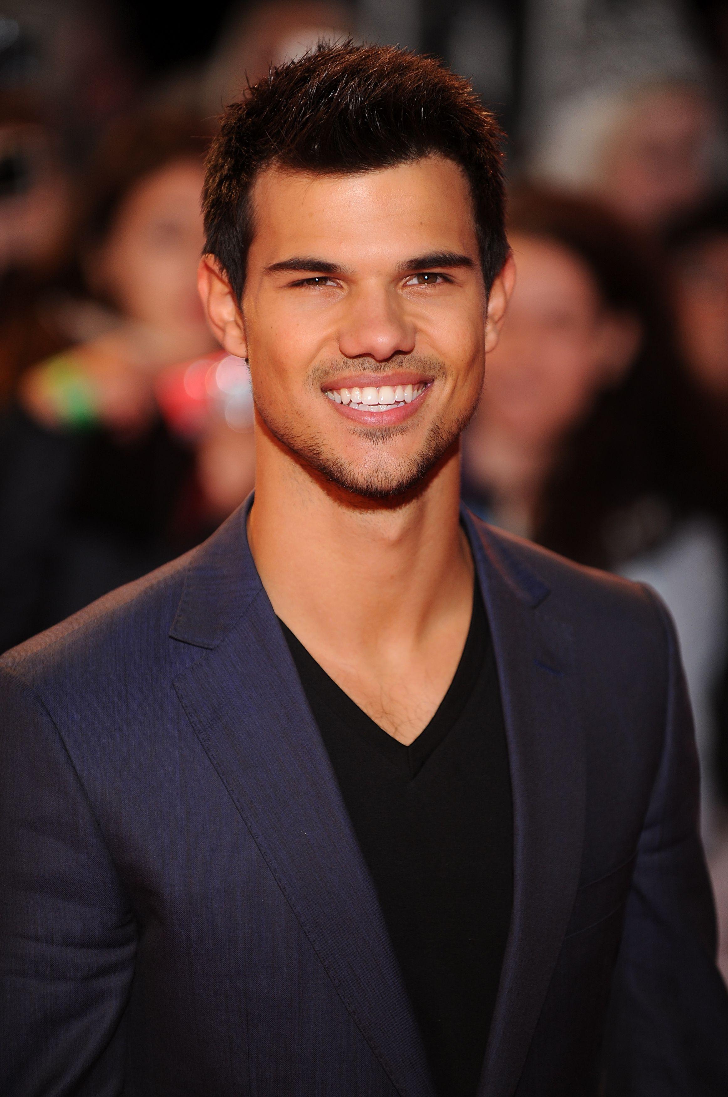 Detail Foto Taylor Lautner Nomer 57