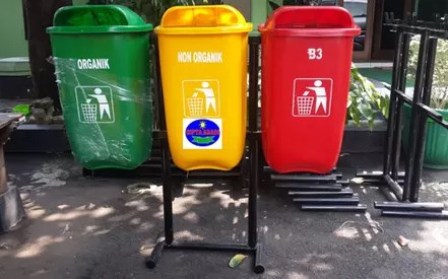 Detail Foto Tempat Sampah Nomer 13