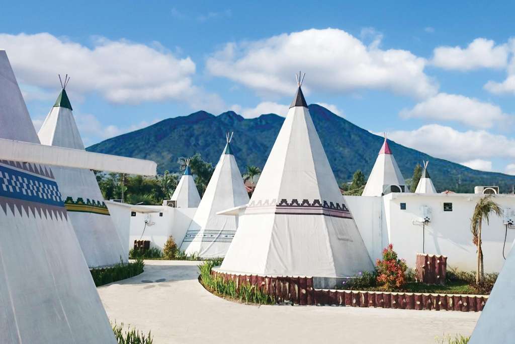 Detail Foto Tempat Wisata Di Bogor Nomer 20