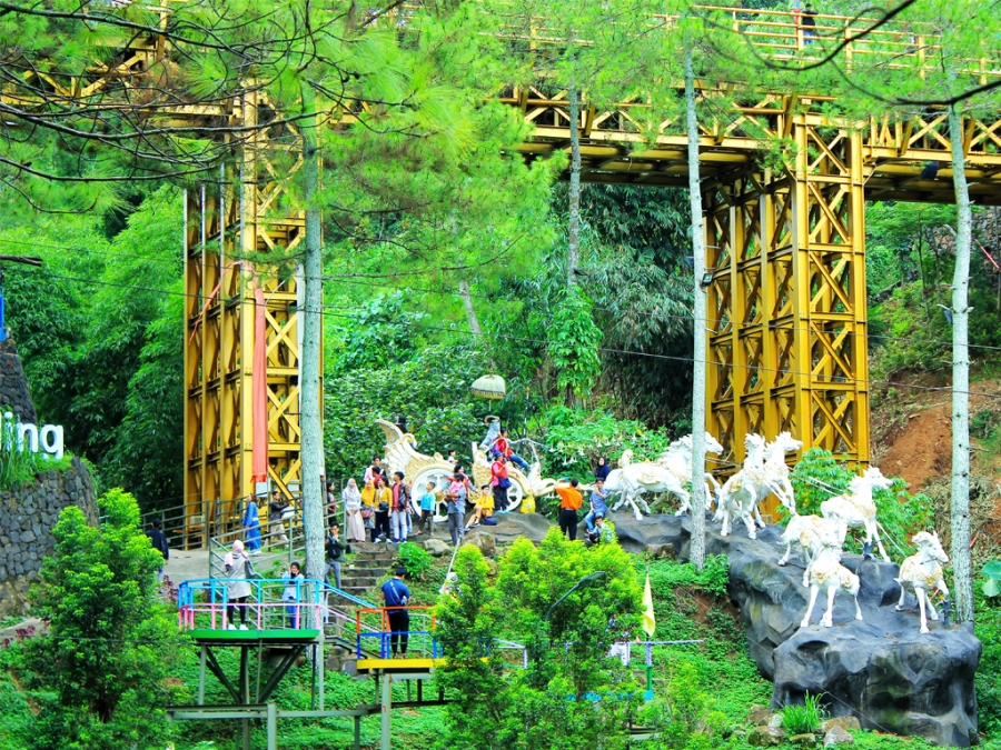 Detail Foto Tempat Wisata Di Indonesia Nomer 51