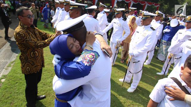 Detail Foto Tentara Angkatan Laut Nomer 27