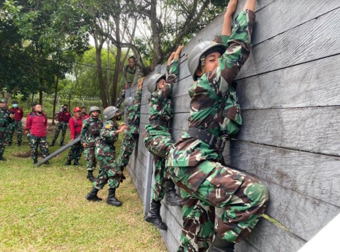 Detail Foto Tentara Latihan Nomer 46