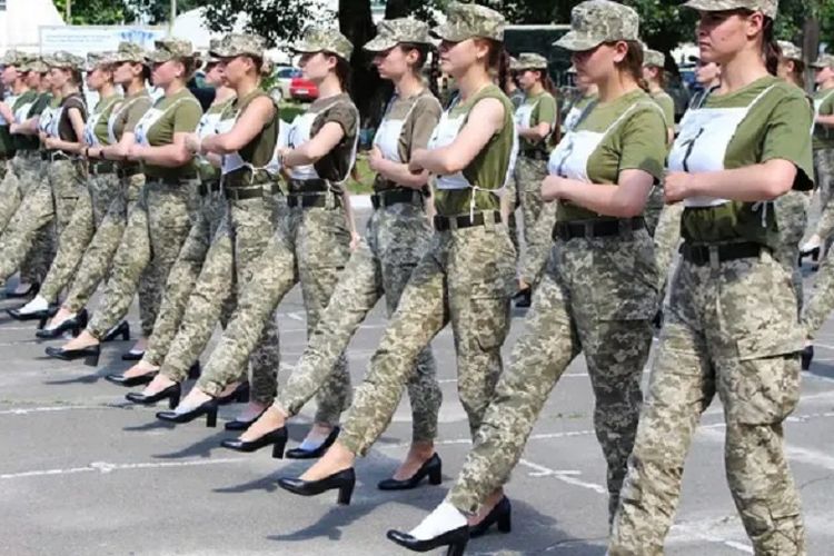 Detail Foto Tentara Wanita Nomer 9