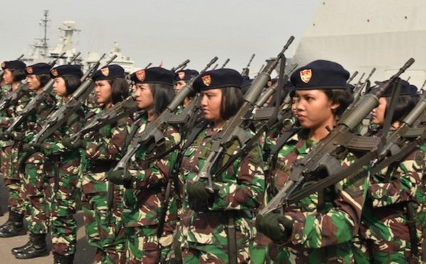 Detail Foto Tentara Wanita Indonesia Nomer 13