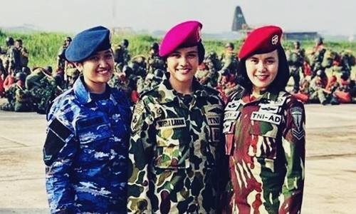 Detail Foto Tentara Wanita Indonesia Nomer 27