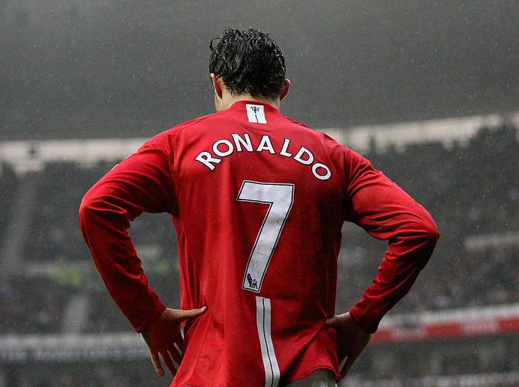 Detail Foto Terbaru Cristiano Ronaldo Nomer 31