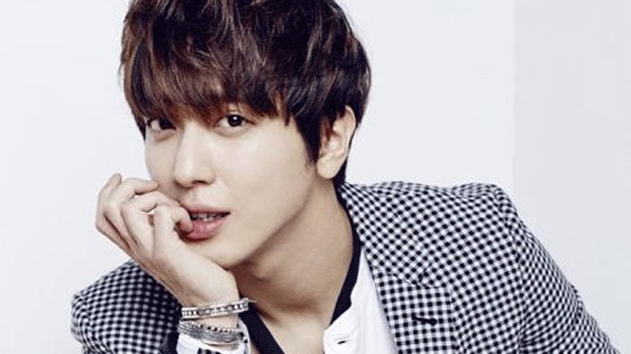 Detail Foto Terbaru Jung Yong Hwa Nomer 22