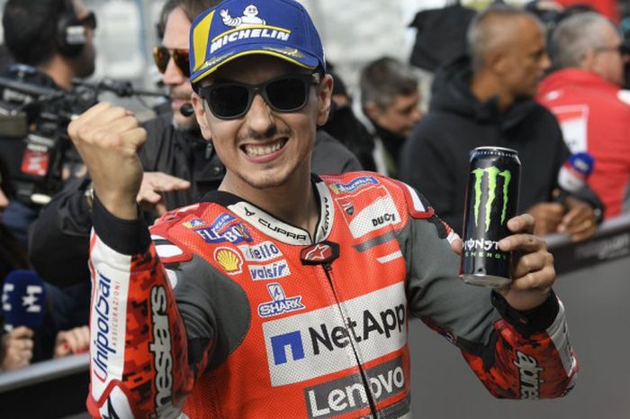 Detail Foto Terbaru Lorenzo Nomer 3