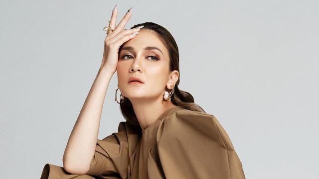 Foto Terbaru Luna Maya - KibrisPDR