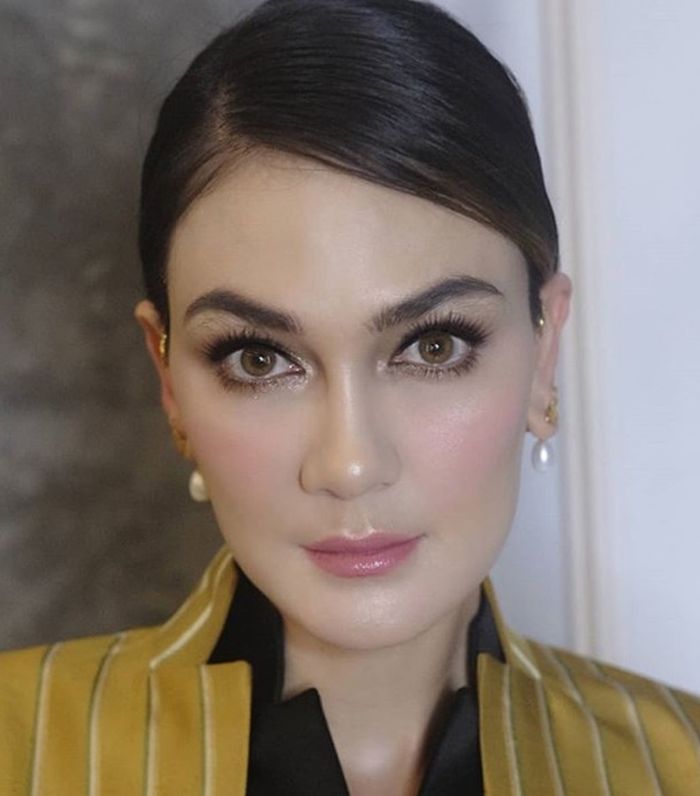 Detail Foto Terbaru Luna Maya Nomer 14