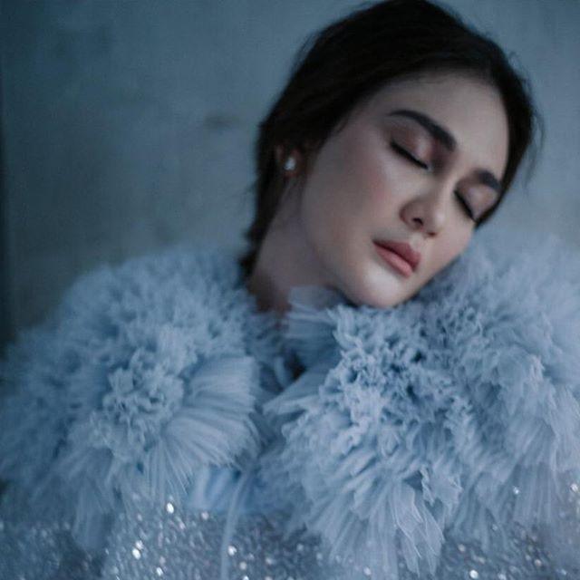 Detail Foto Terbaru Luna Maya Nomer 27