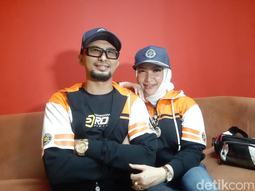 Detail Foto Terbaru Roro Fitria Nomer 21