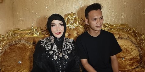 Detail Foto Terbaru Roro Fitria Nomer 50