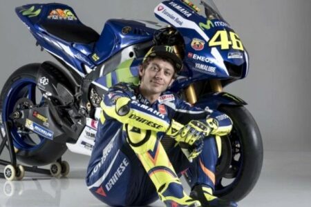 Detail Foto Terbaru Rossi Nomer 19