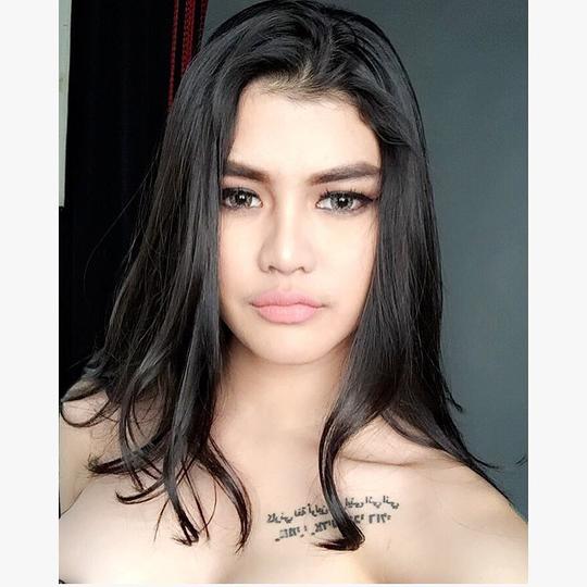 Detail Foto Terpanas Artis Nomer 14