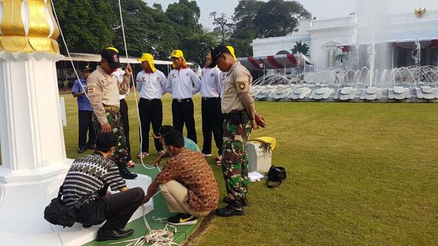 Detail Foto Tiang Bendera Nomer 58