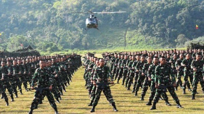 Detail Foto Tni Latihan Nomer 7