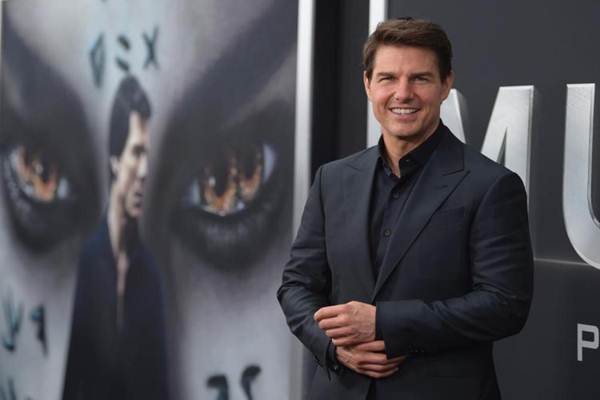 Detail Foto Tom Cruise Waktu Muda Nomer 23