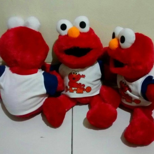 Detail Boneka Warna Merah Nomer 16