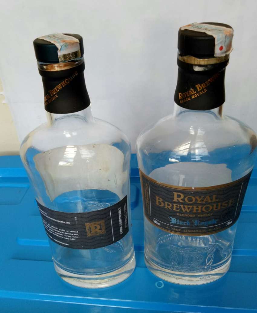 Detail Botol Minuman Keras Nomer 22