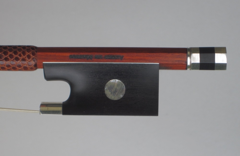 Detail Bow Biola Nomer 31