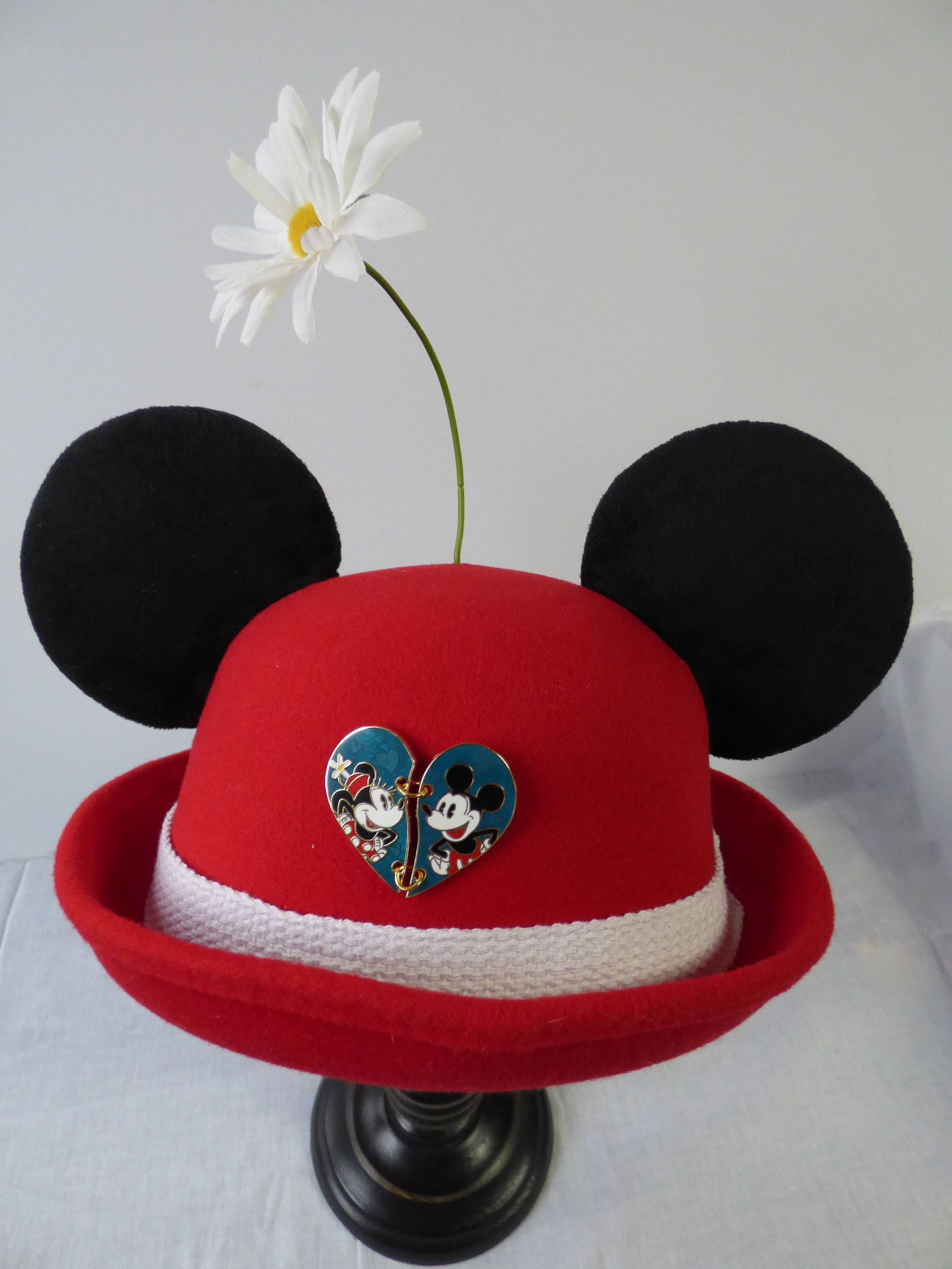 Detail Bowler Hat With Ears Nomer 52