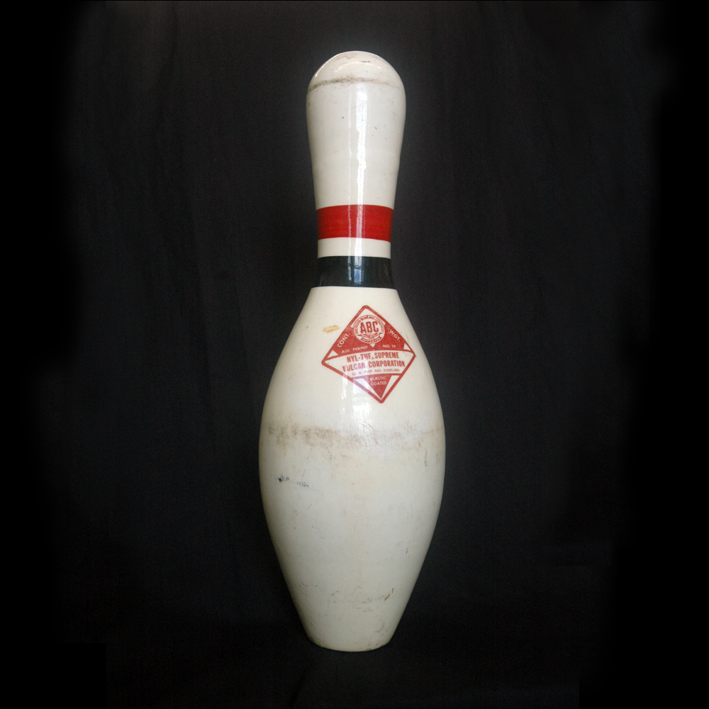 Detail Bowling Pin Image Nomer 22