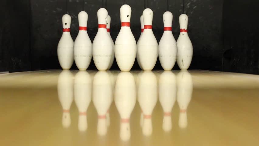 Detail Bowling Pins Image Nomer 27