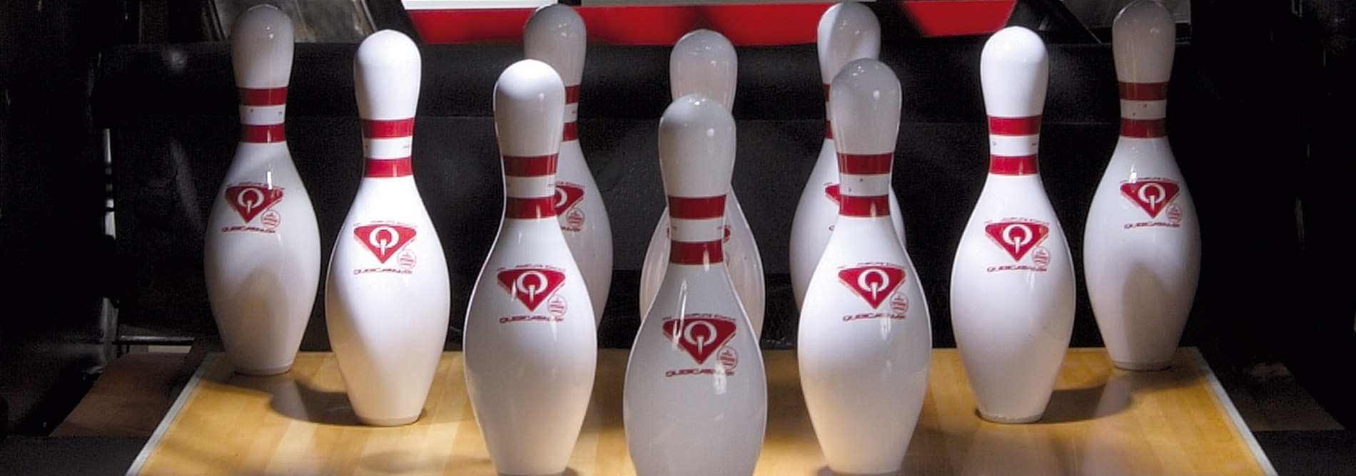 Detail Bowling Pins Image Nomer 9