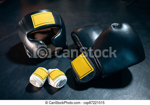 Detail Boxing Gloves And Helmet Nomer 12