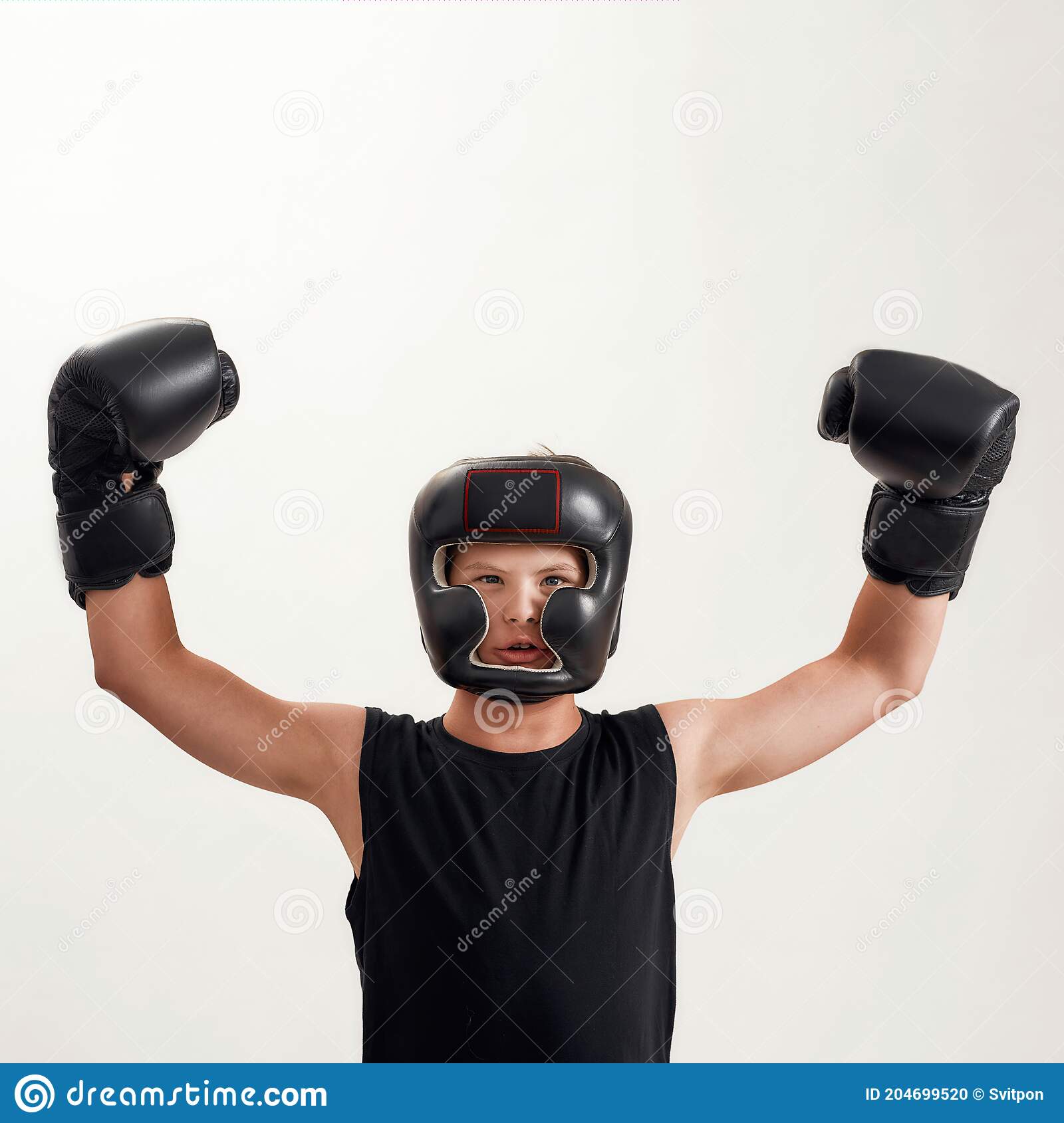 Detail Boxing Gloves And Helmet Nomer 28