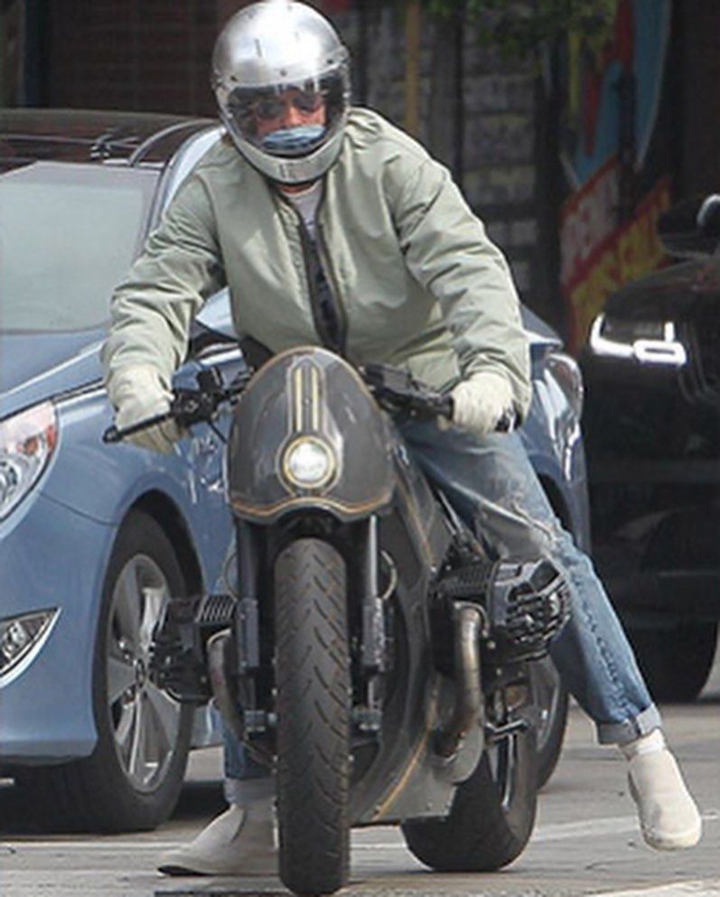 Detail Brad Pitt Bmw Motorcycle Nomer 12