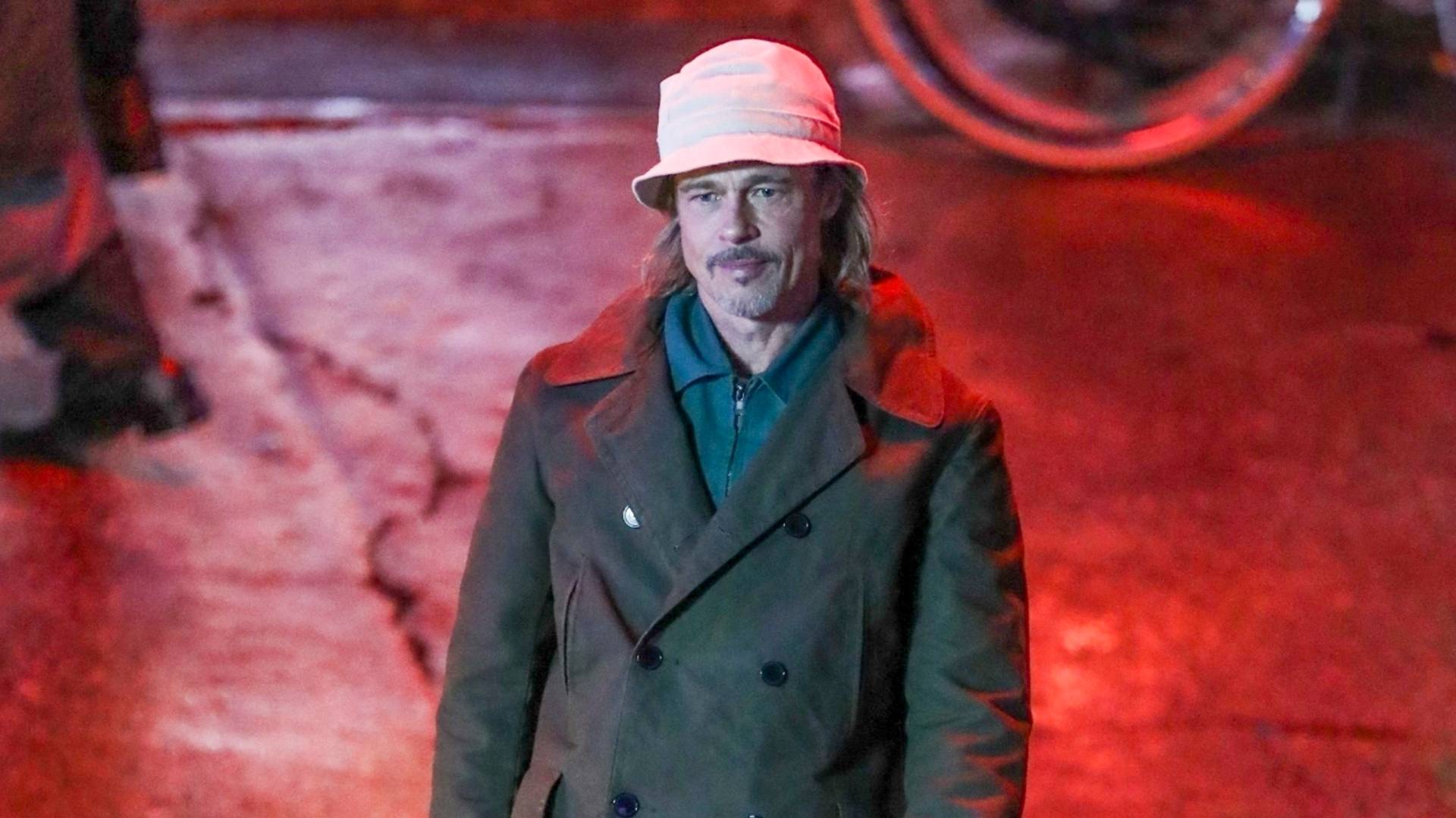 Detail Brad Pitt Bucket Hat Nomer 15