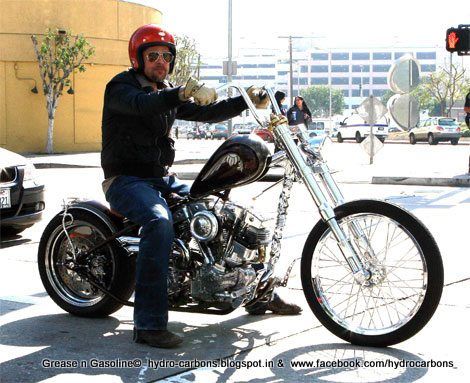 Detail Brad Pitt Harley Davidson Nomer 4