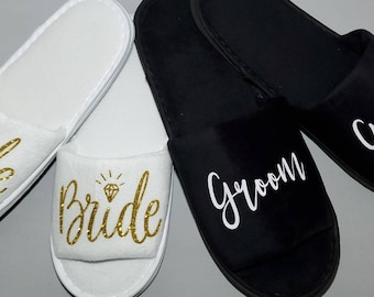 Detail Bride And Groom Flip Flops Set Nomer 53