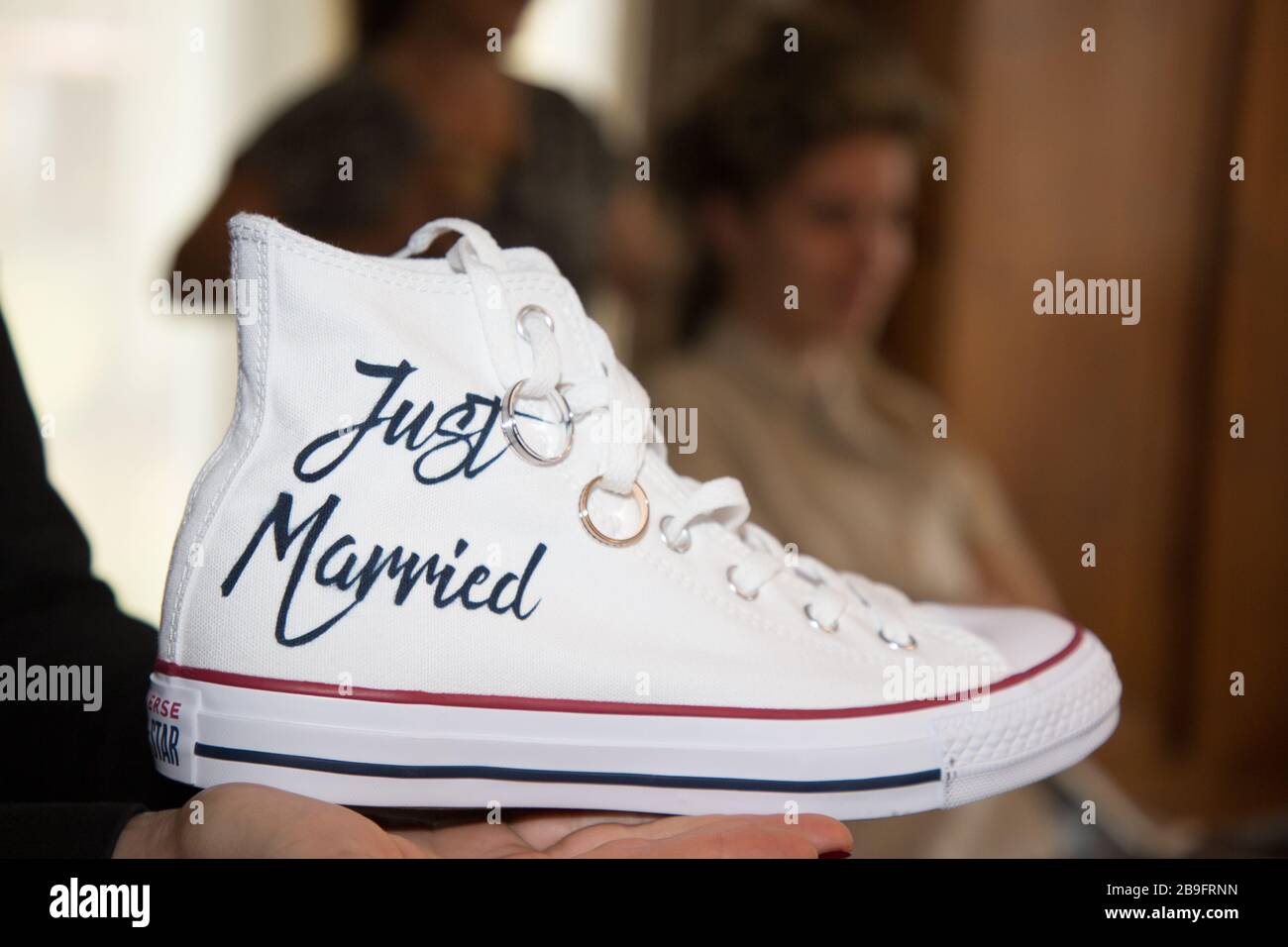 Detail Bride Chucks Nomer 36