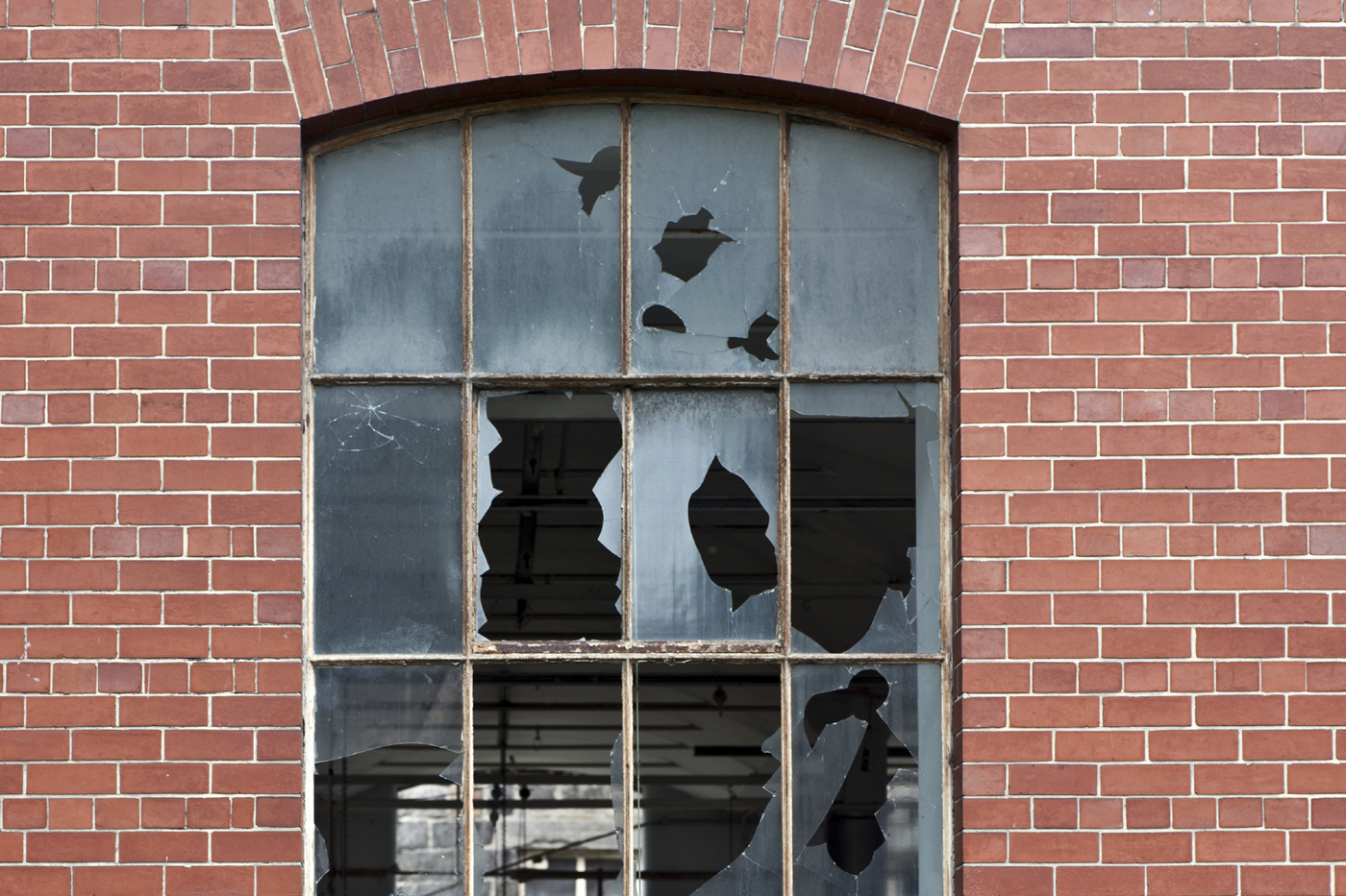 Detail Broken Window Pic Nomer 35