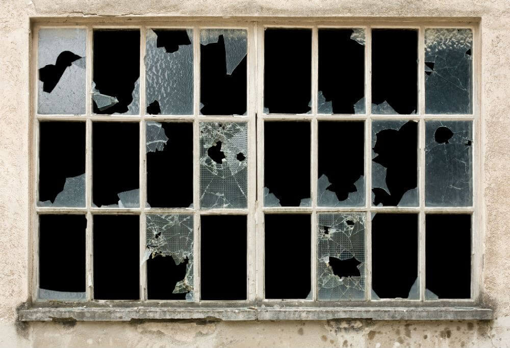 Detail Broken Window Pic Nomer 39
