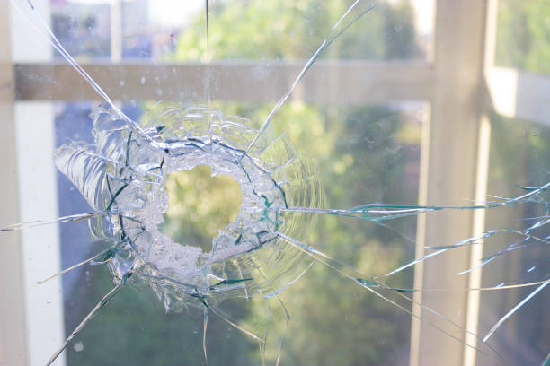 Detail Broken Window Pic Nomer 9