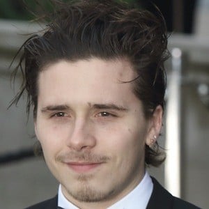 Detail Brooklyn Beckham Biodata Nomer 28