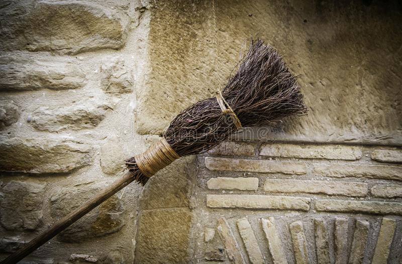 Detail Broom Images Free Nomer 29