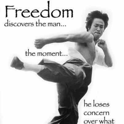 Detail Bruce Lee Jeet Kune Do Nomer 16