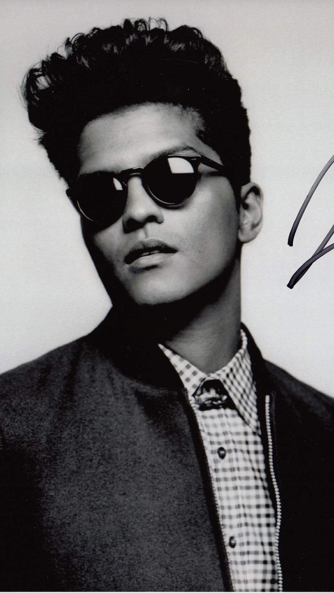 Detail Bruno Mars Wallpaper Iphone Nomer 38