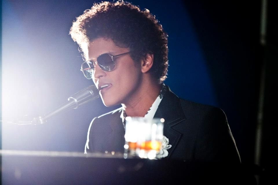 Detail Bruno Mars When I Was Your Man Wallpaper Nomer 4