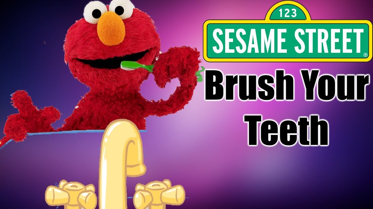 Detail Brush Teeth With Elmo Nomer 19