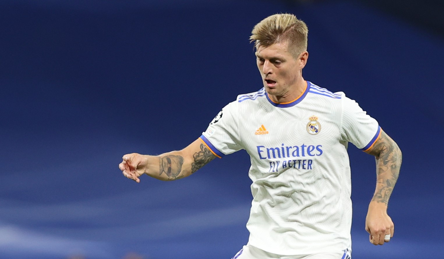 Detail Foto Toni Kroos Nomer 48