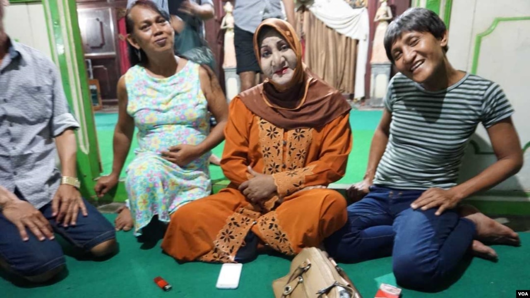 Detail Foto Transgender Indonesia Nomer 21