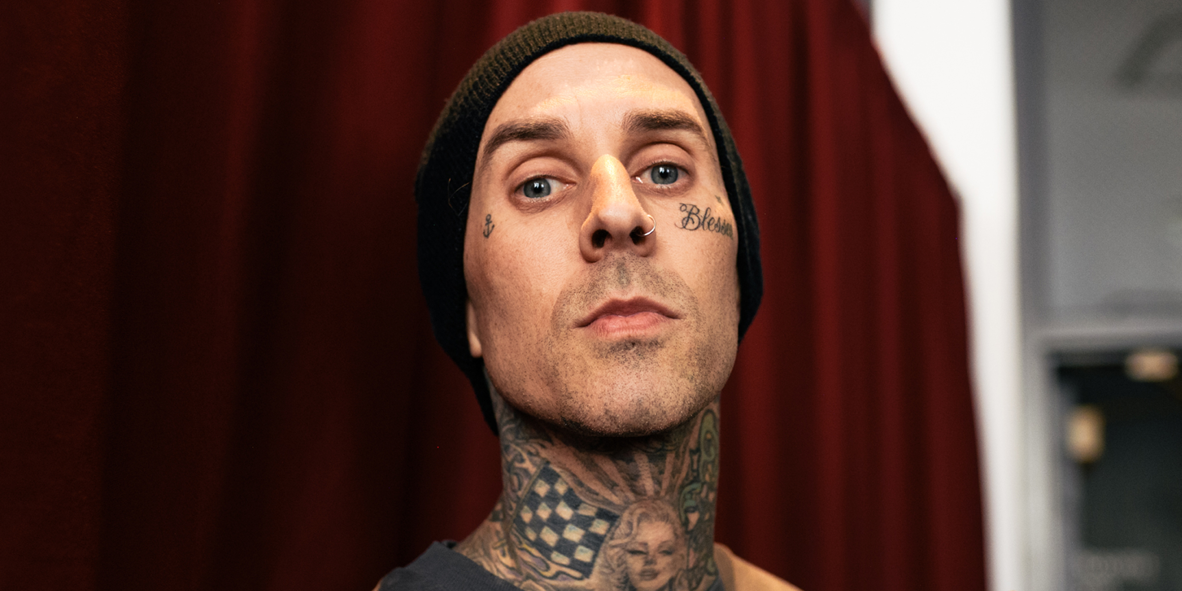 Detail Foto Travis Barker Nomer 16